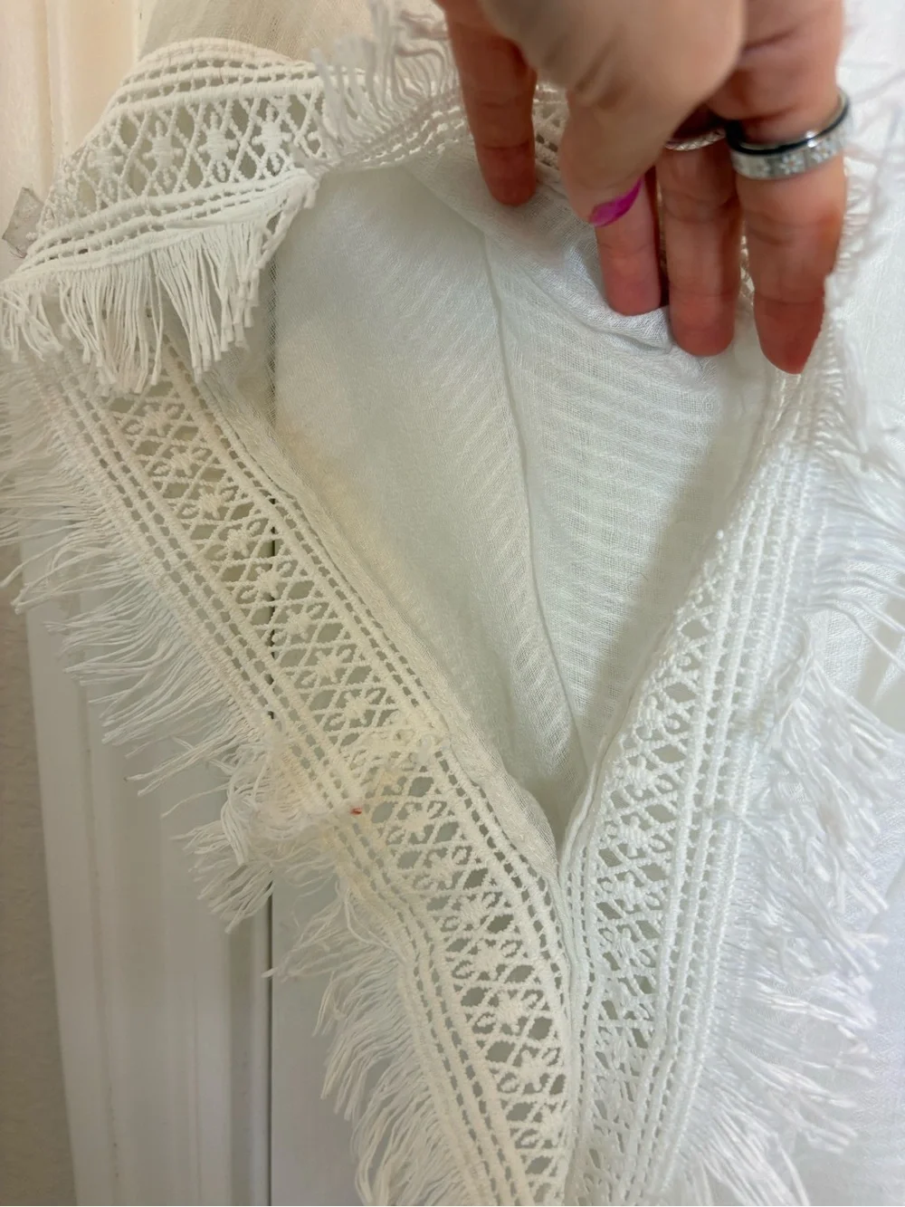 Steve Madden White Fringe Lace Trim Boho Kimono Cover Up One Size